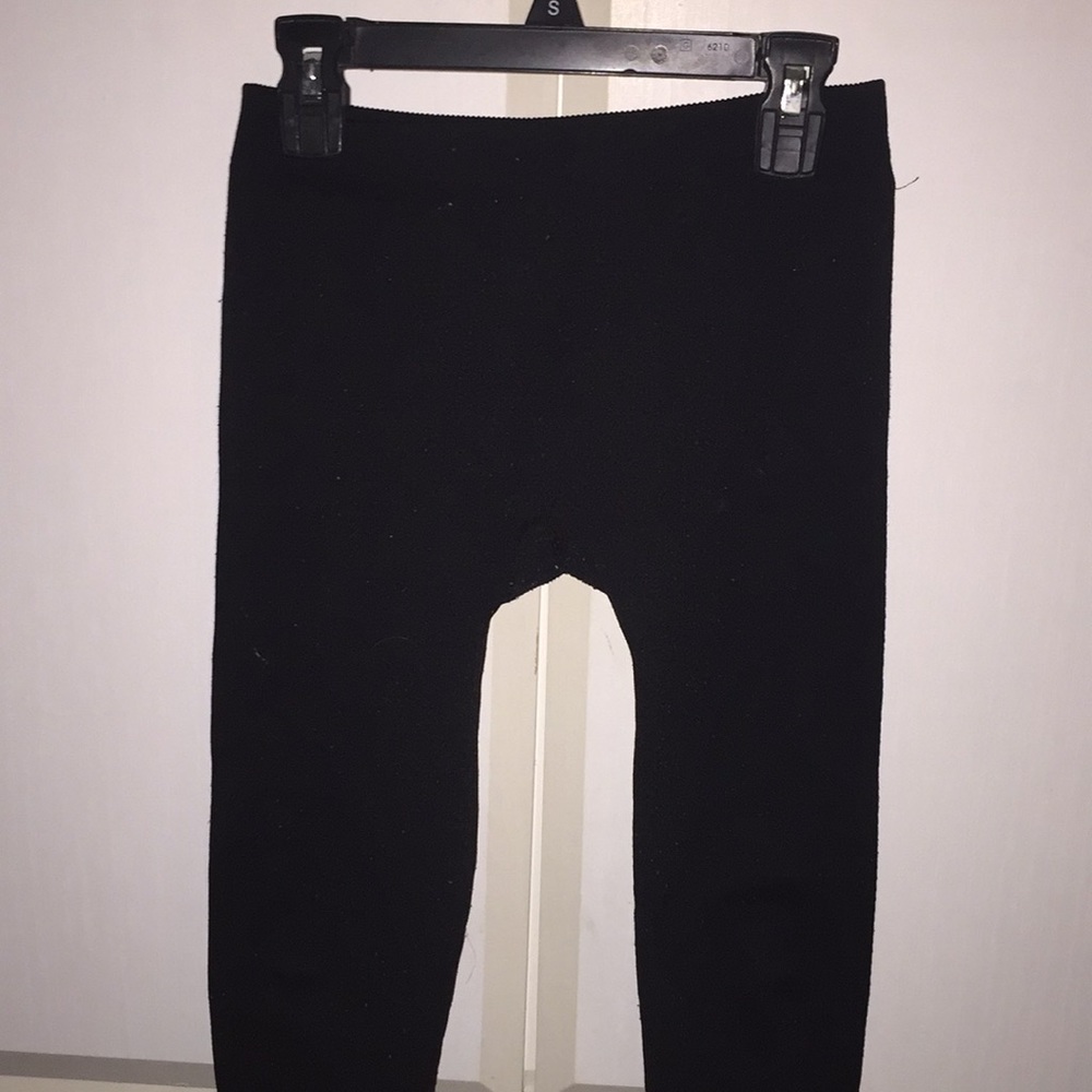 Knit black leggings